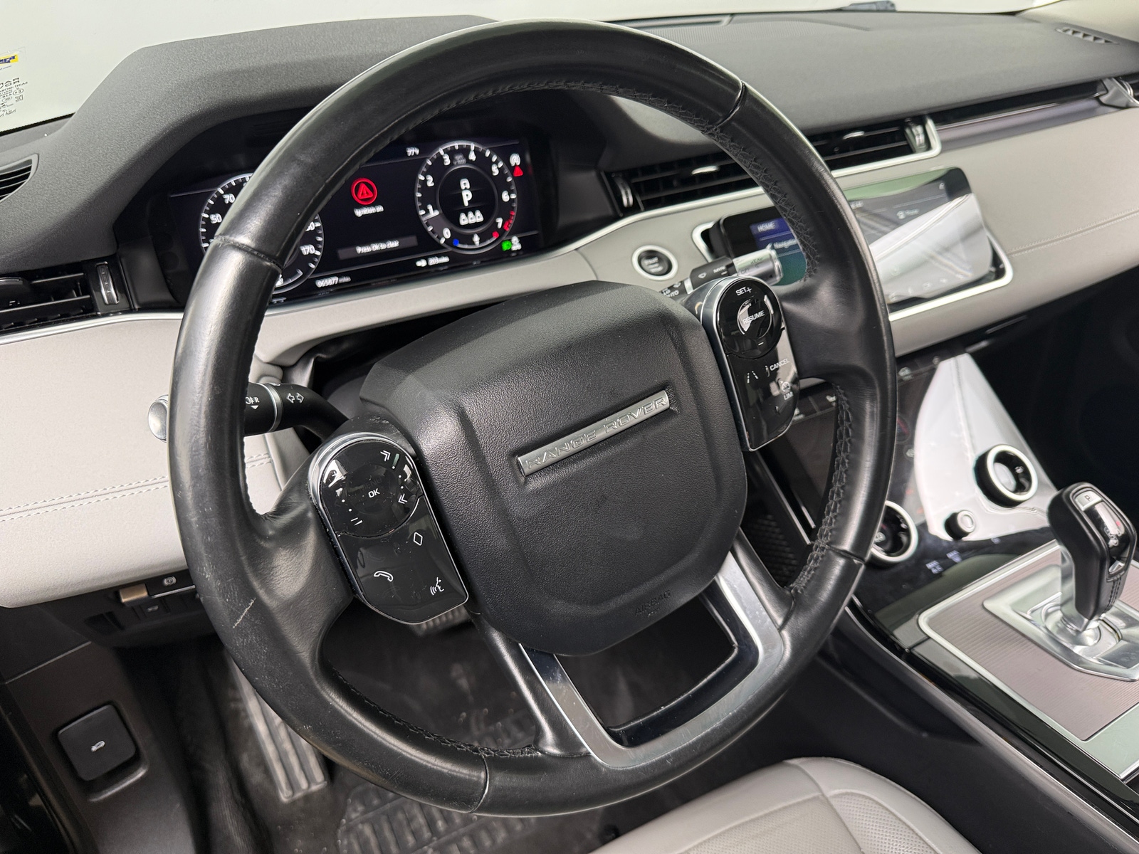 Thumbnail: 2020 Land Rover Range Rover Evoque - 4