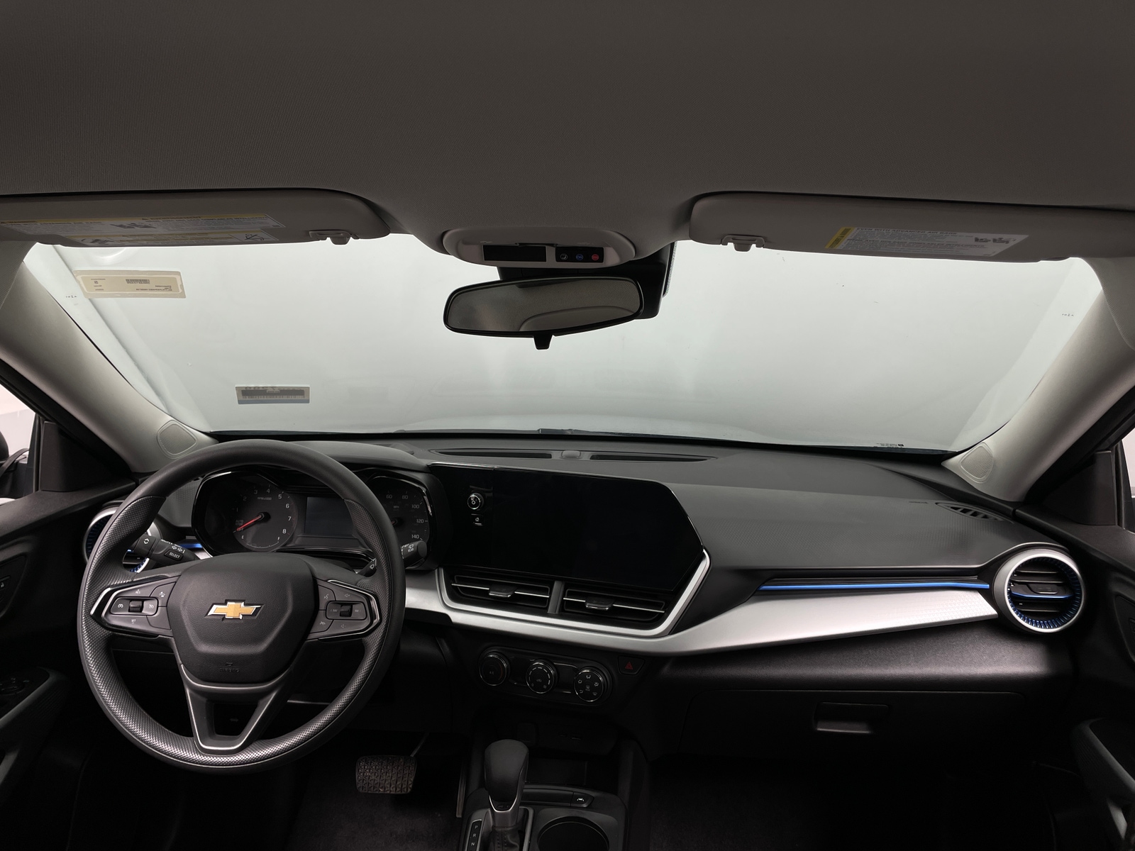 Thumbnail: 2025 Chevrolet Trax - 3
