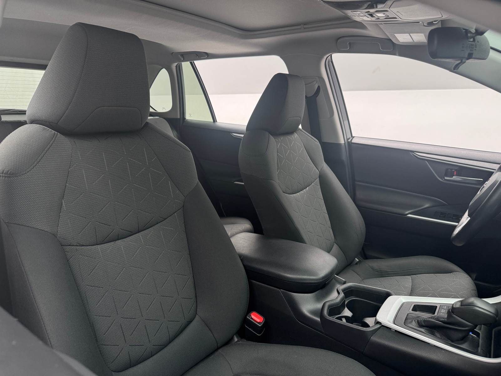 Thumbnail: 2020 Toyota RAV4 - 2