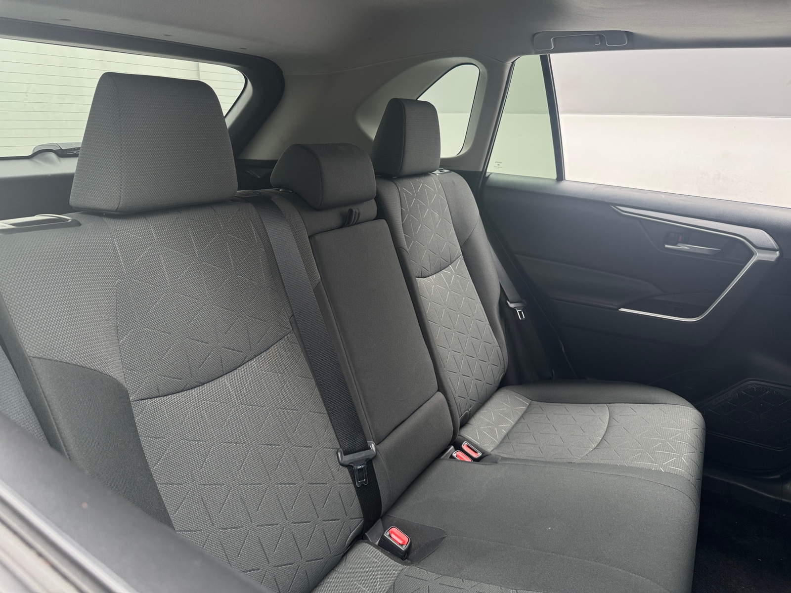 Thumbnail: 2020 Toyota RAV4 - 6