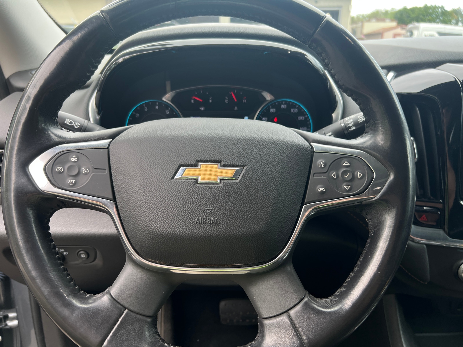 Thumbnail: 2018 Chevrolet Traverse - 4