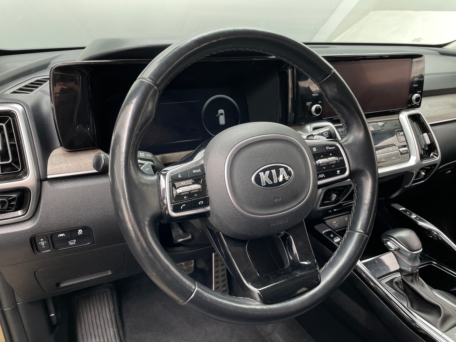 Thumbnail: 2021 Kia Sorento - 4
