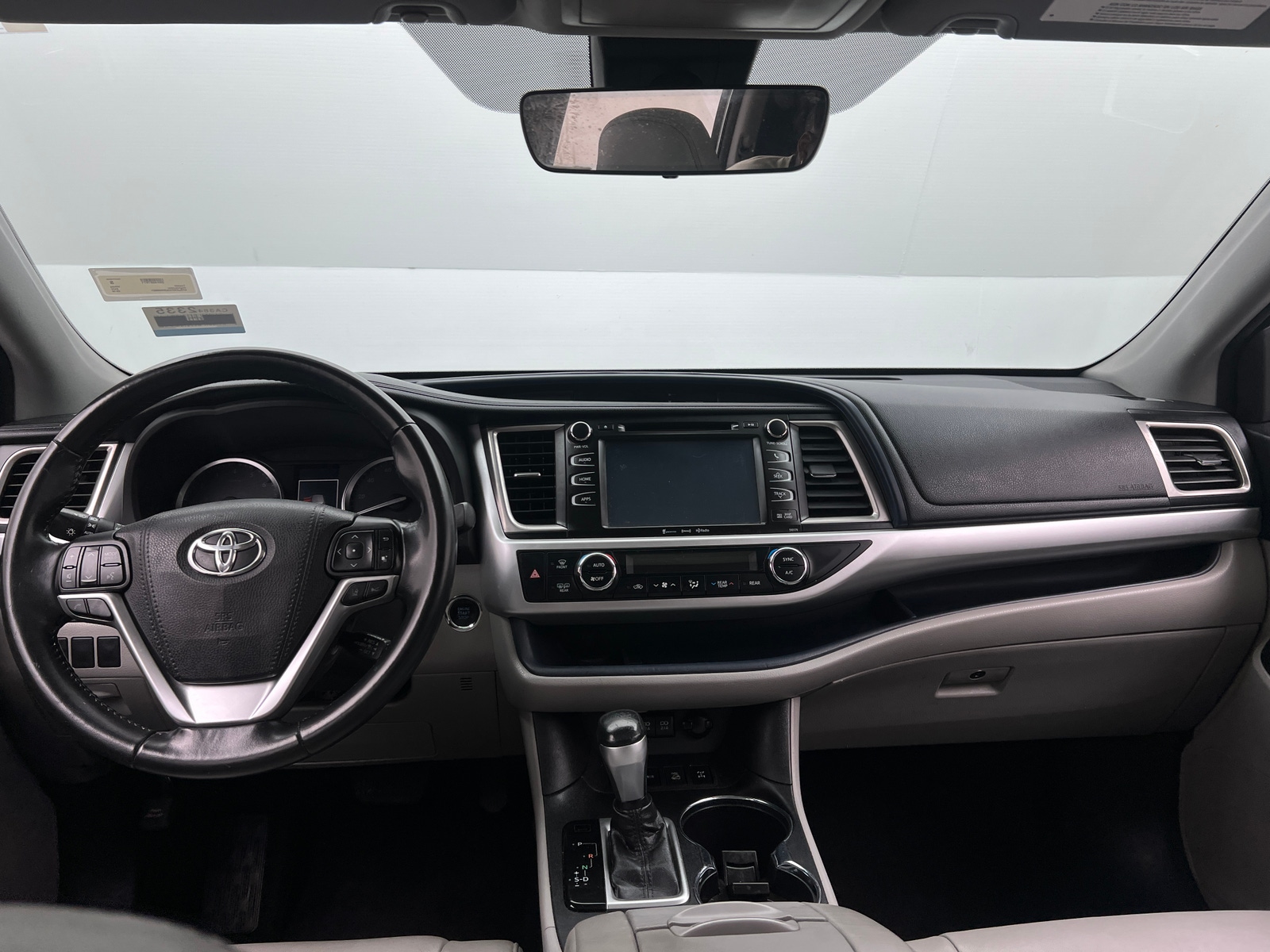 Thumbnail: 2018 Toyota Highlander - 2