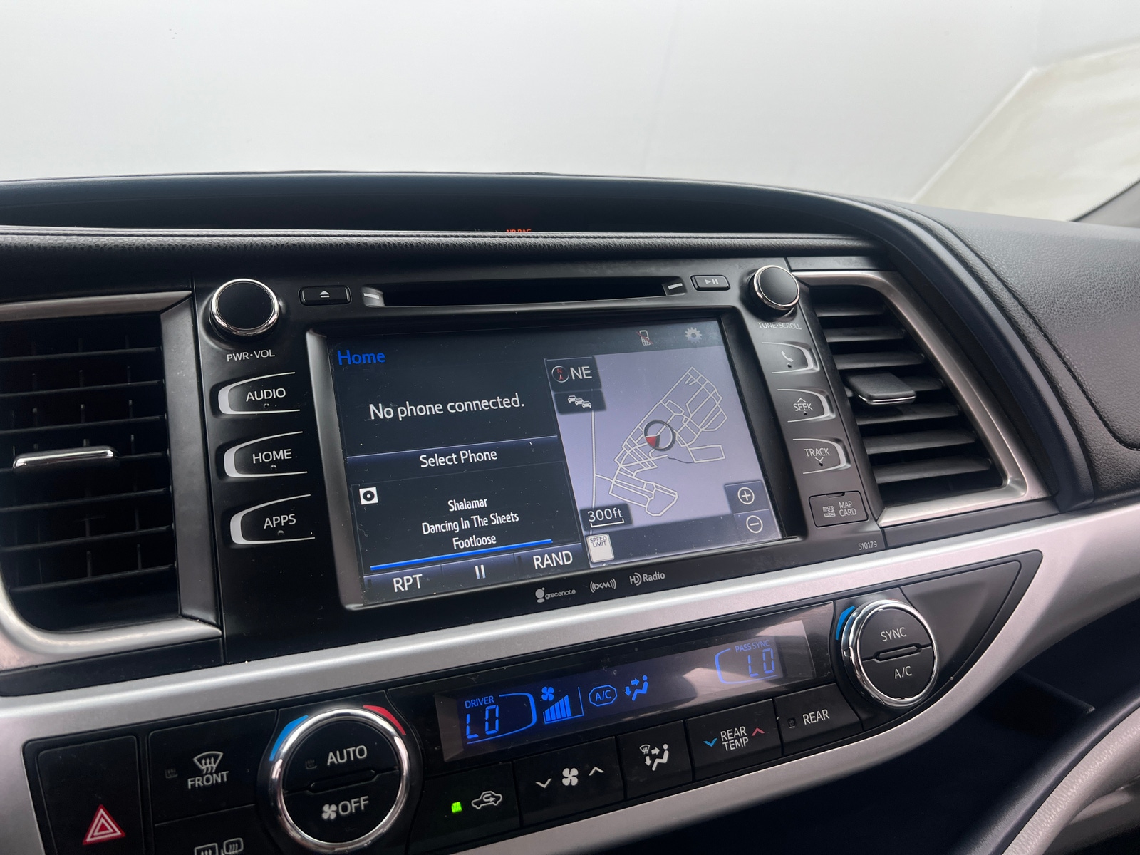 Thumbnail: 2018 Toyota Highlander - 3