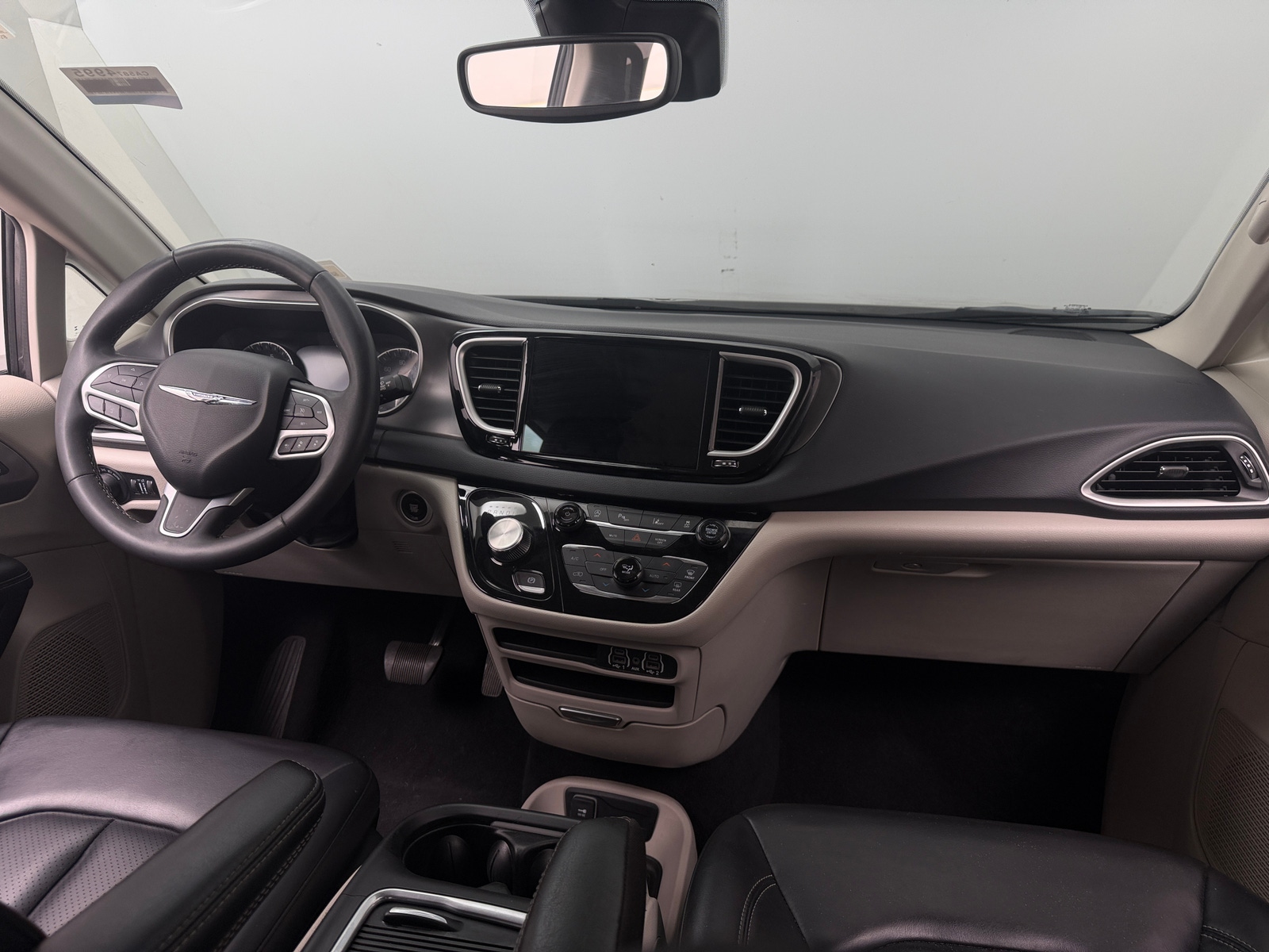 Thumbnail: 2023 Chrysler Pacifica - 2