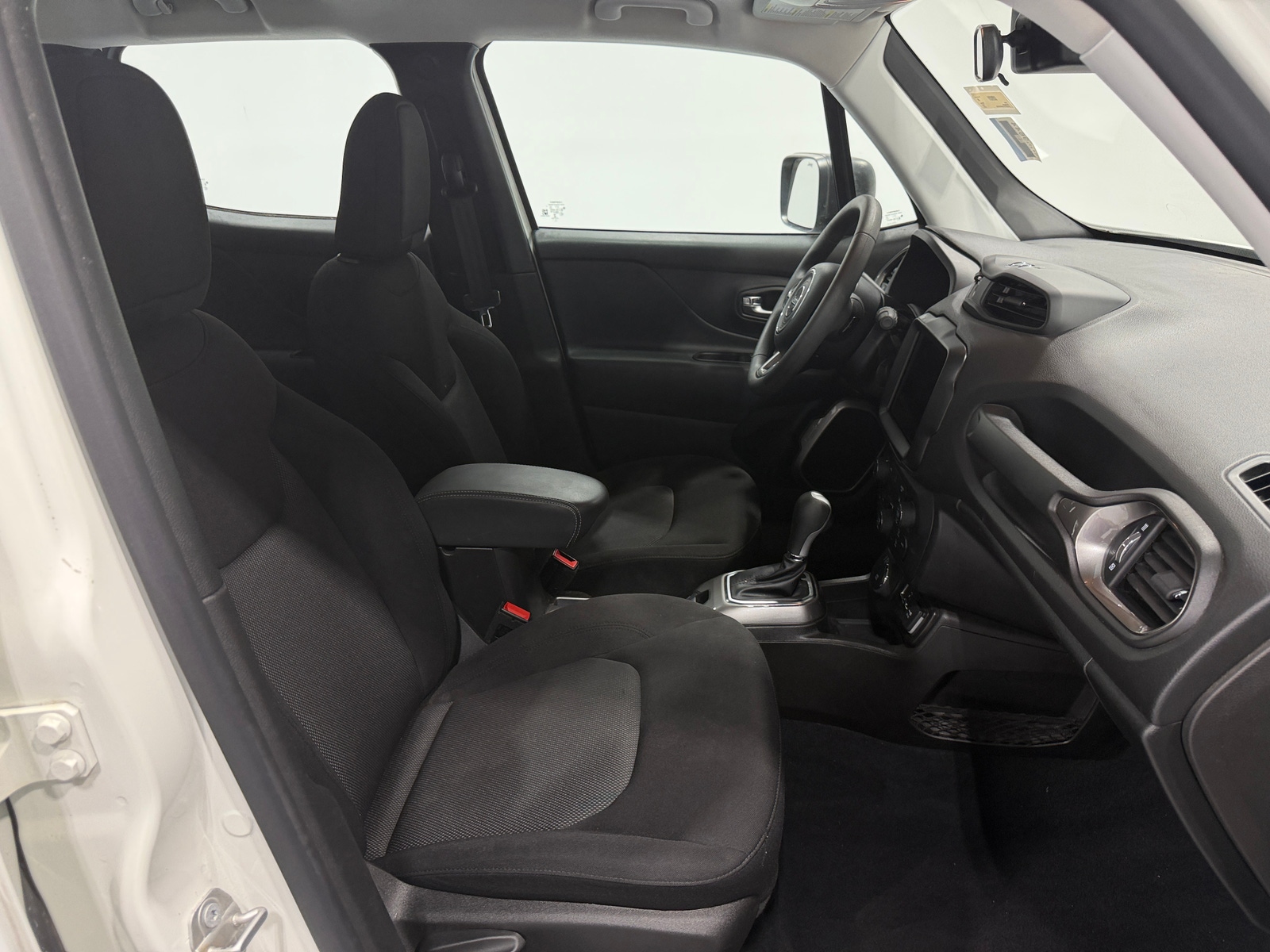 Thumbnail: 2022 Jeep Renegade - 2