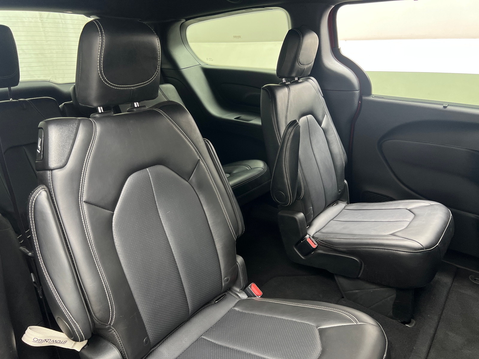 Thumbnail: 2025 Chrysler Pacifica - 5
