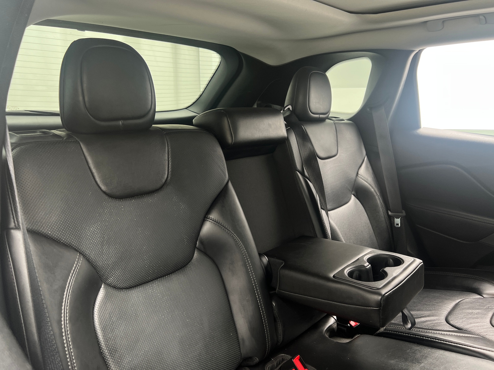 Thumbnail: 2020 Jeep Cherokee - 5