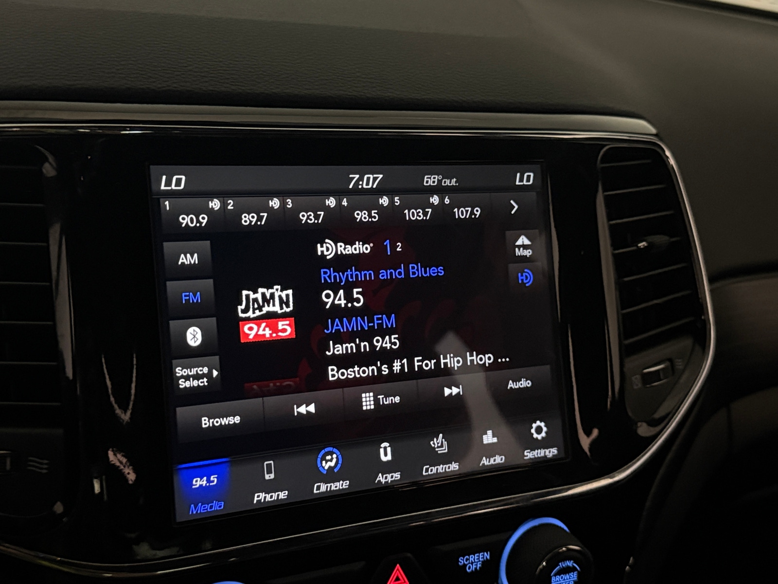 Thumbnail: 2021 Jeep Grand Cherokee - 4