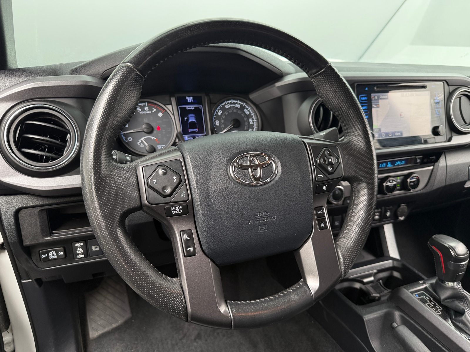 Thumbnail: 2018 Toyota Tacoma - 4