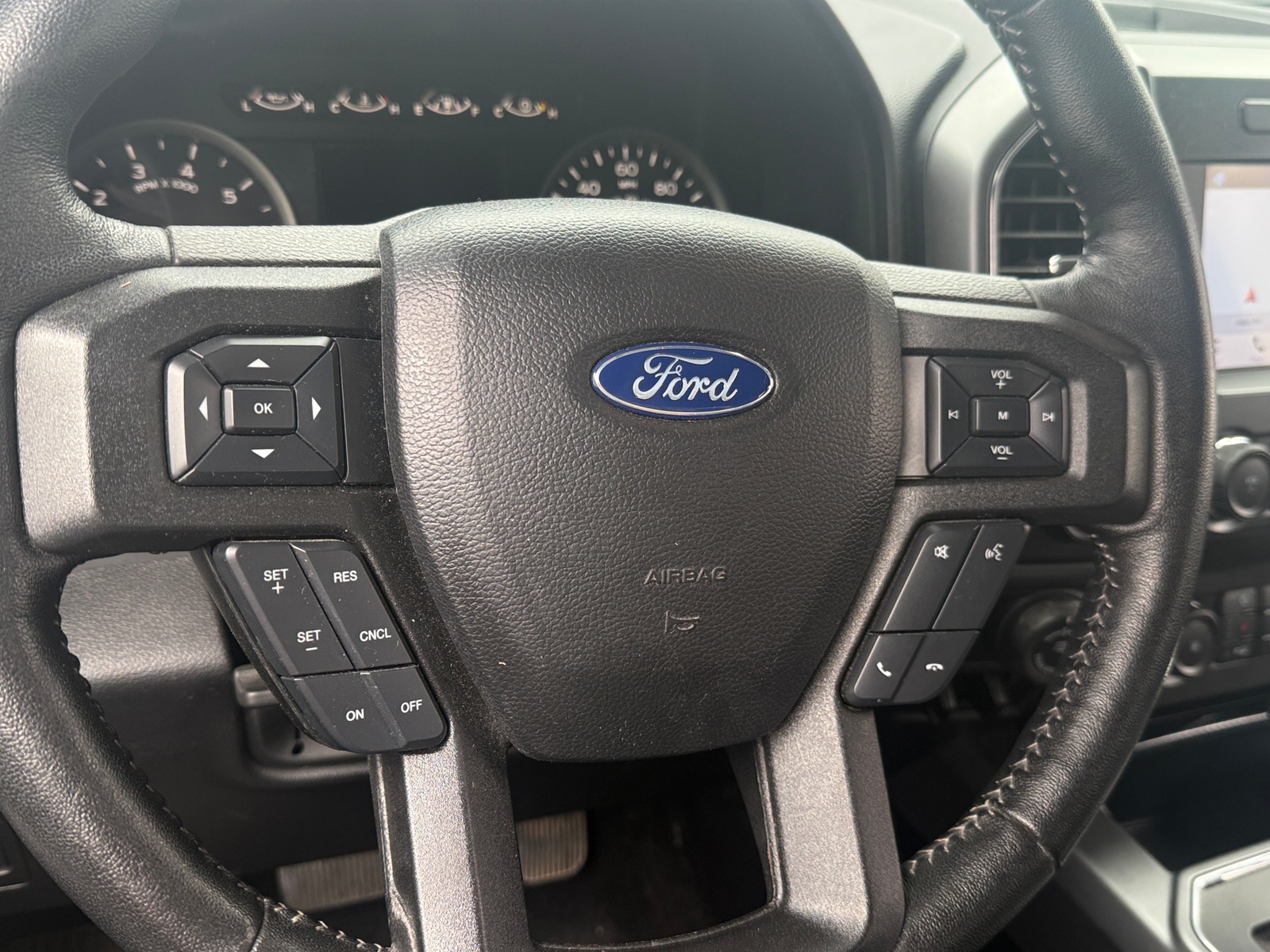Thumbnail: 2019 Ford Econoline - 5