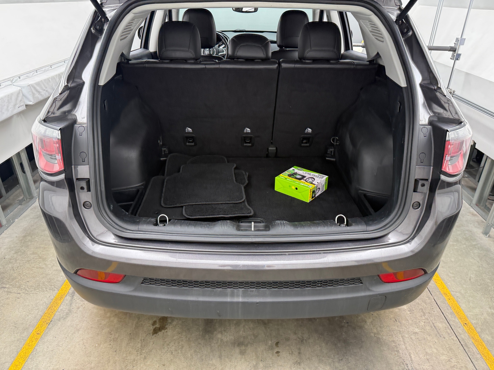 Thumbnail: 2019 Jeep Compass - 6