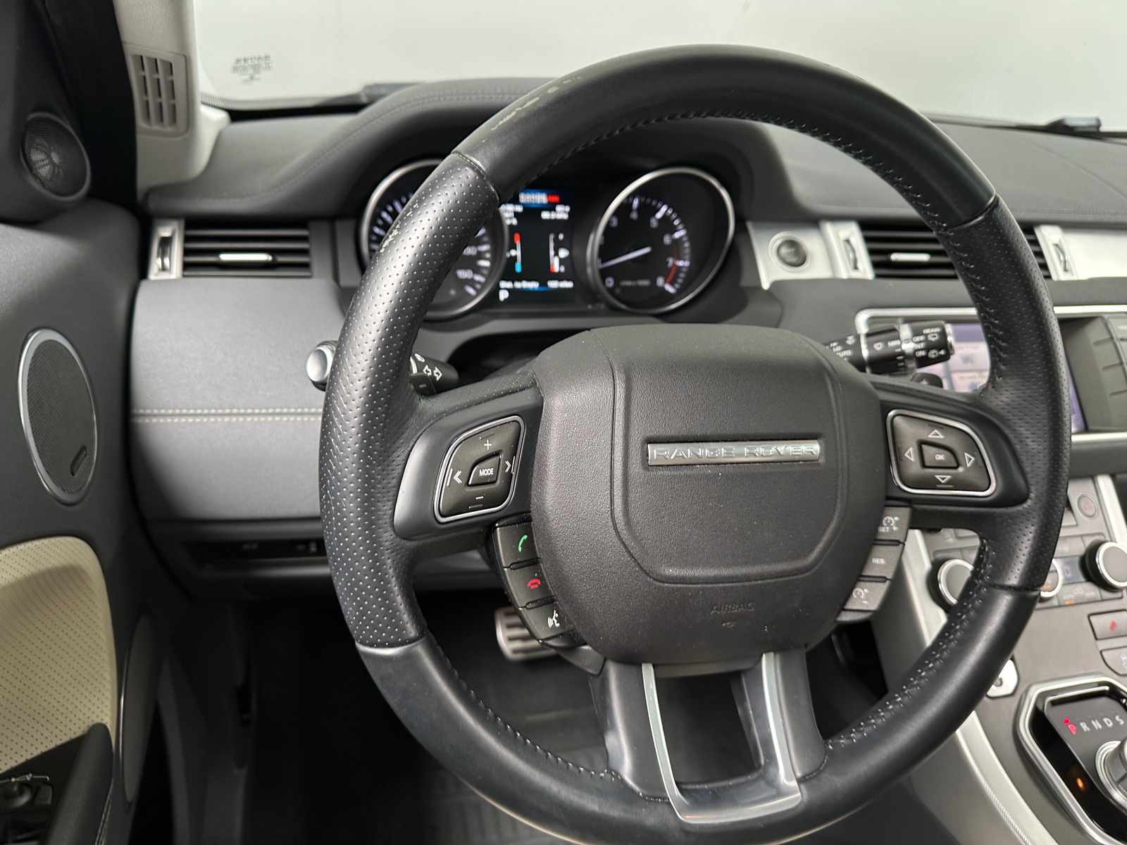 Thumbnail: 2013 Land Rover Range Rover Evoque - 4
