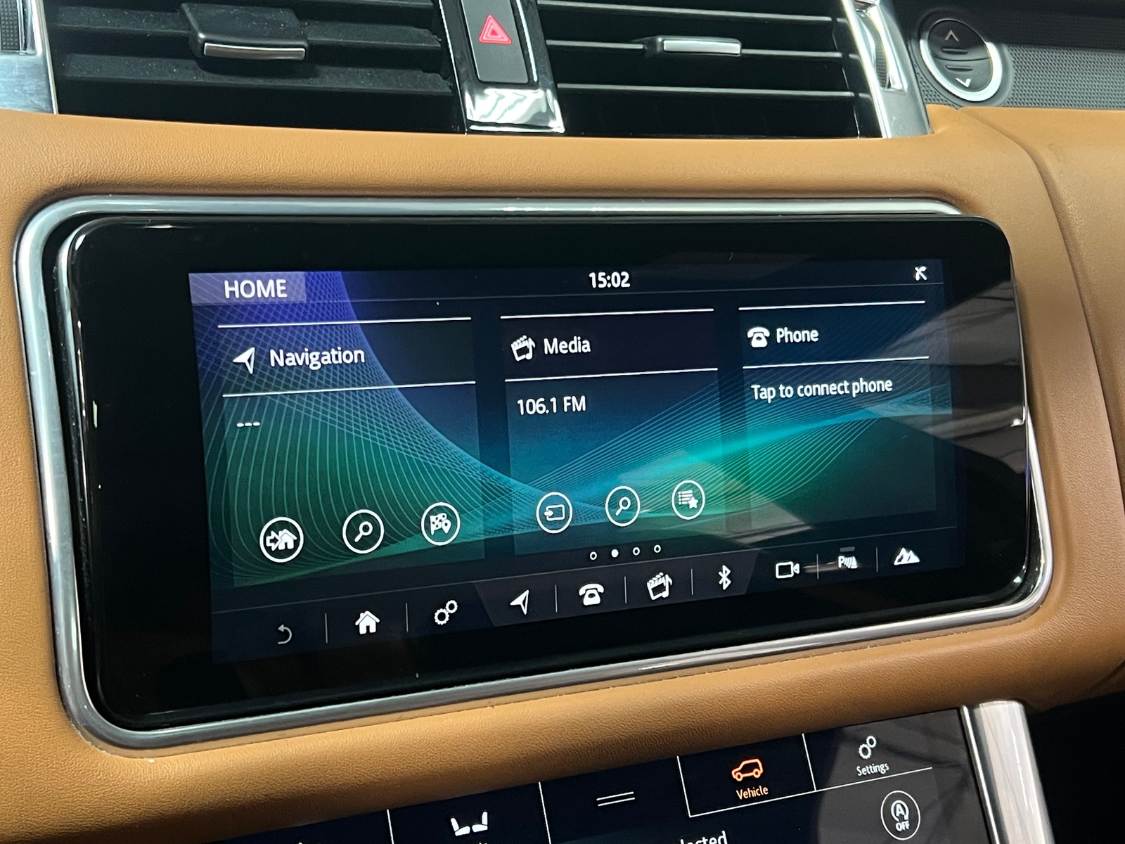 Thumbnail: 2022 Land Rover Range Rover Sport - 3