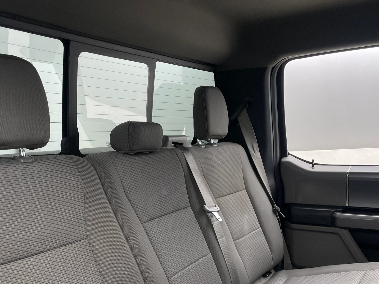 Thumbnail: 2019 Ford Econoline - 6