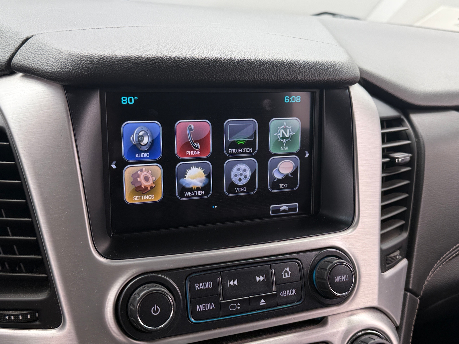 Thumbnail: 2017 GMC Yukon - 3