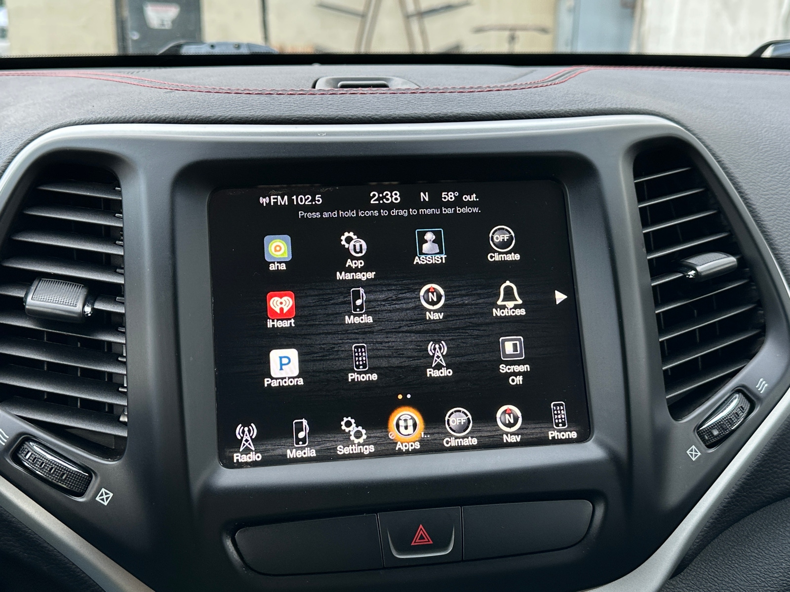 Thumbnail: 2017 Jeep Cherokee - 4