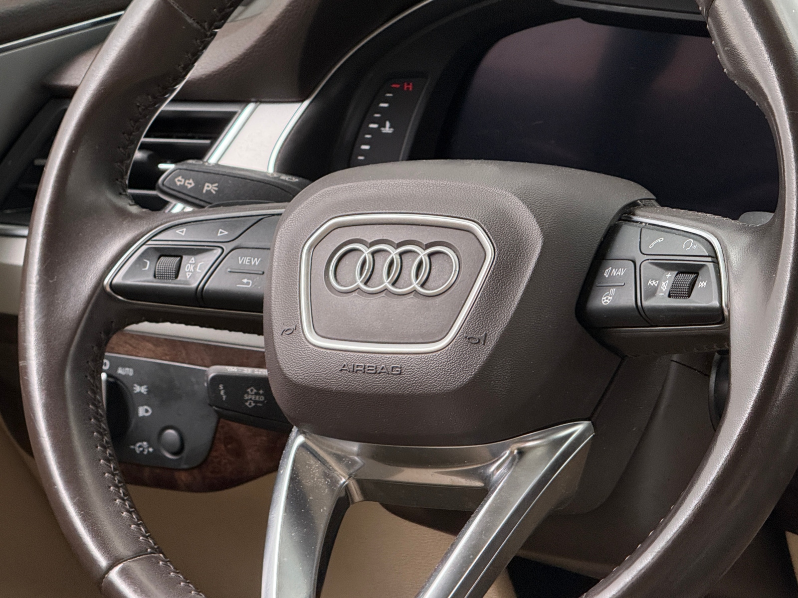 Thumbnail: 2019 Audi Q7 - 4