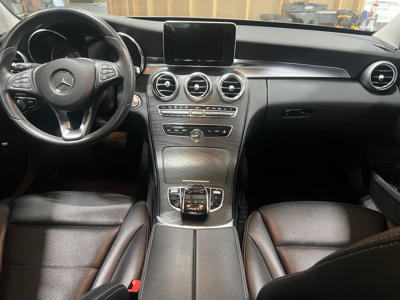 Thumbnail: 2016 Mercedes-Benz C-Class - 2