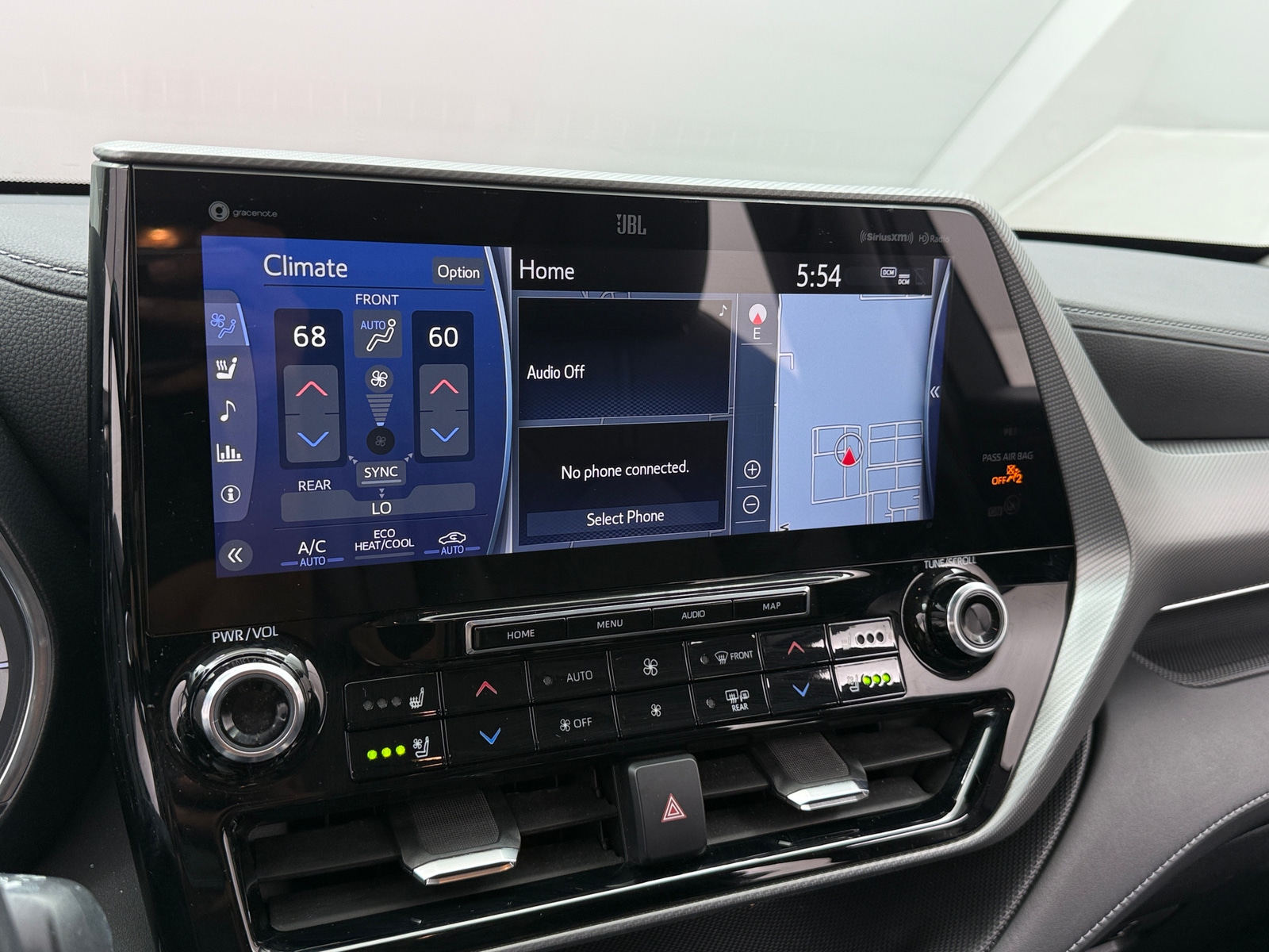 Thumbnail: 2021 Toyota Highlander - 3