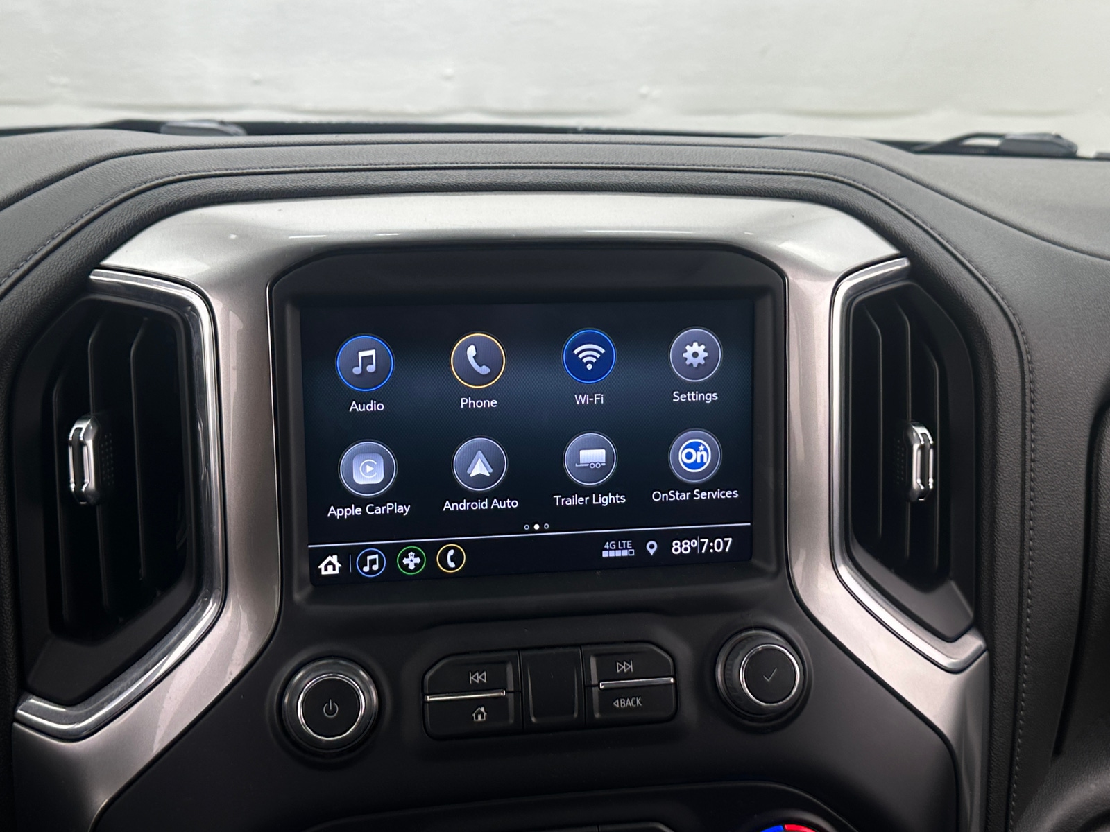 Thumbnail: 2022 Chevrolet Silverado 1500 - 4