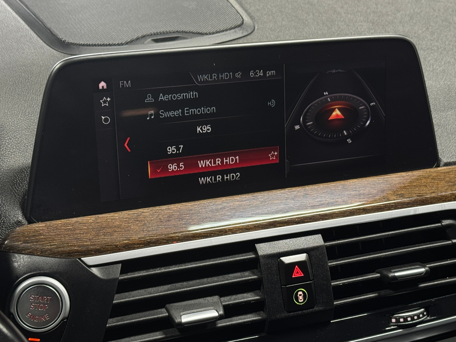Thumbnail: 2021 BMW X3 - 3