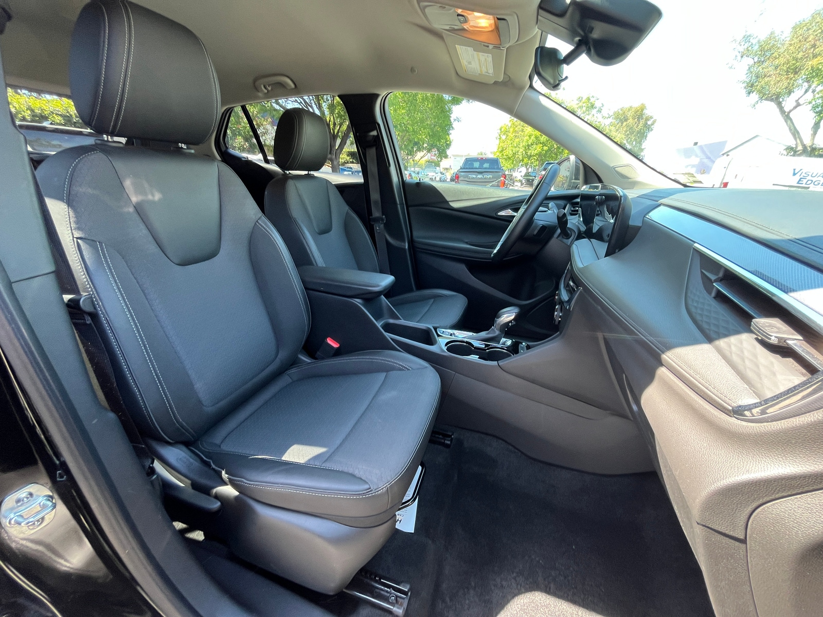 Thumbnail: 2025 Buick Encore GX - 2