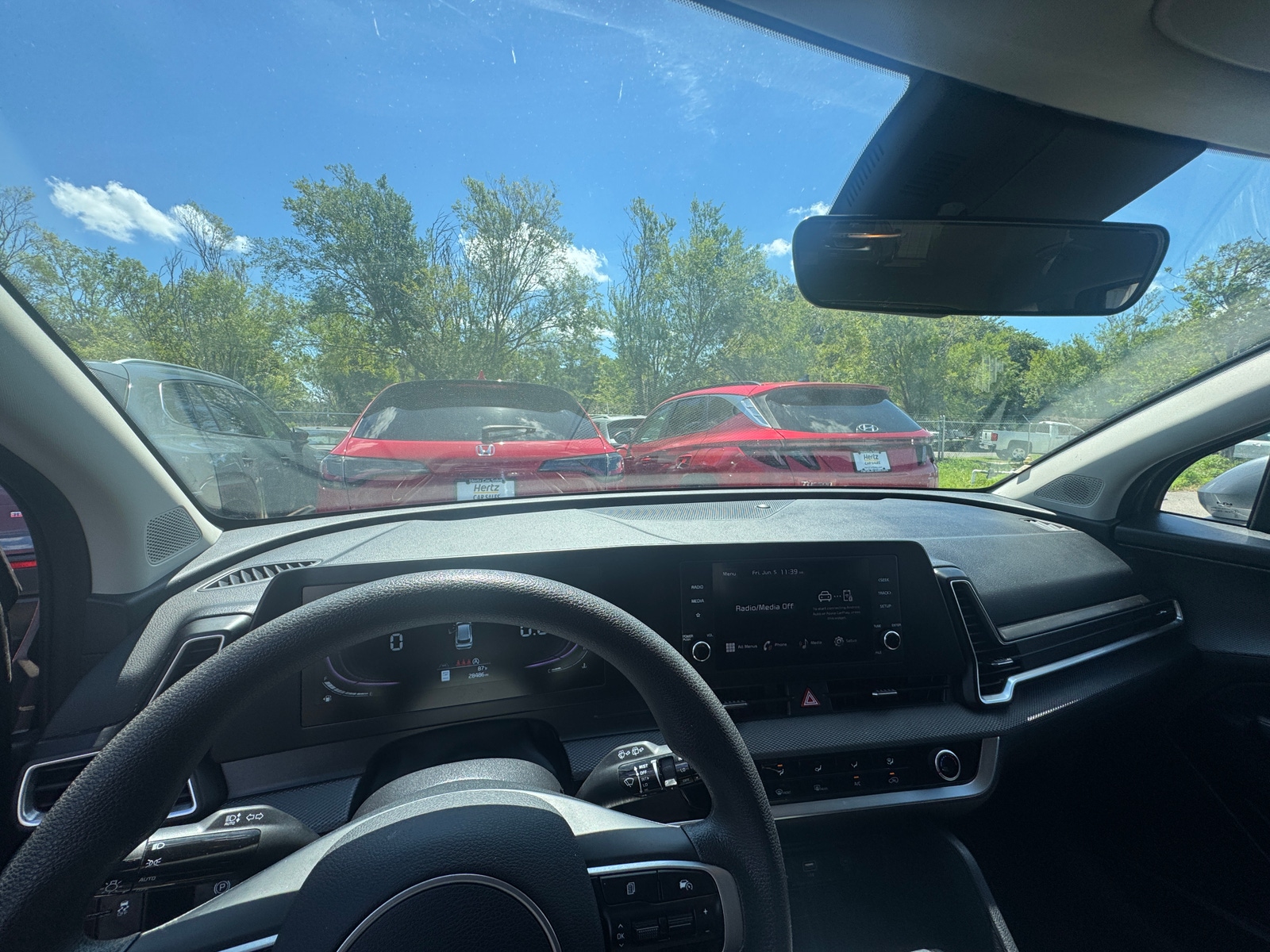 Thumbnail: 2025 Kia Sportage - 3