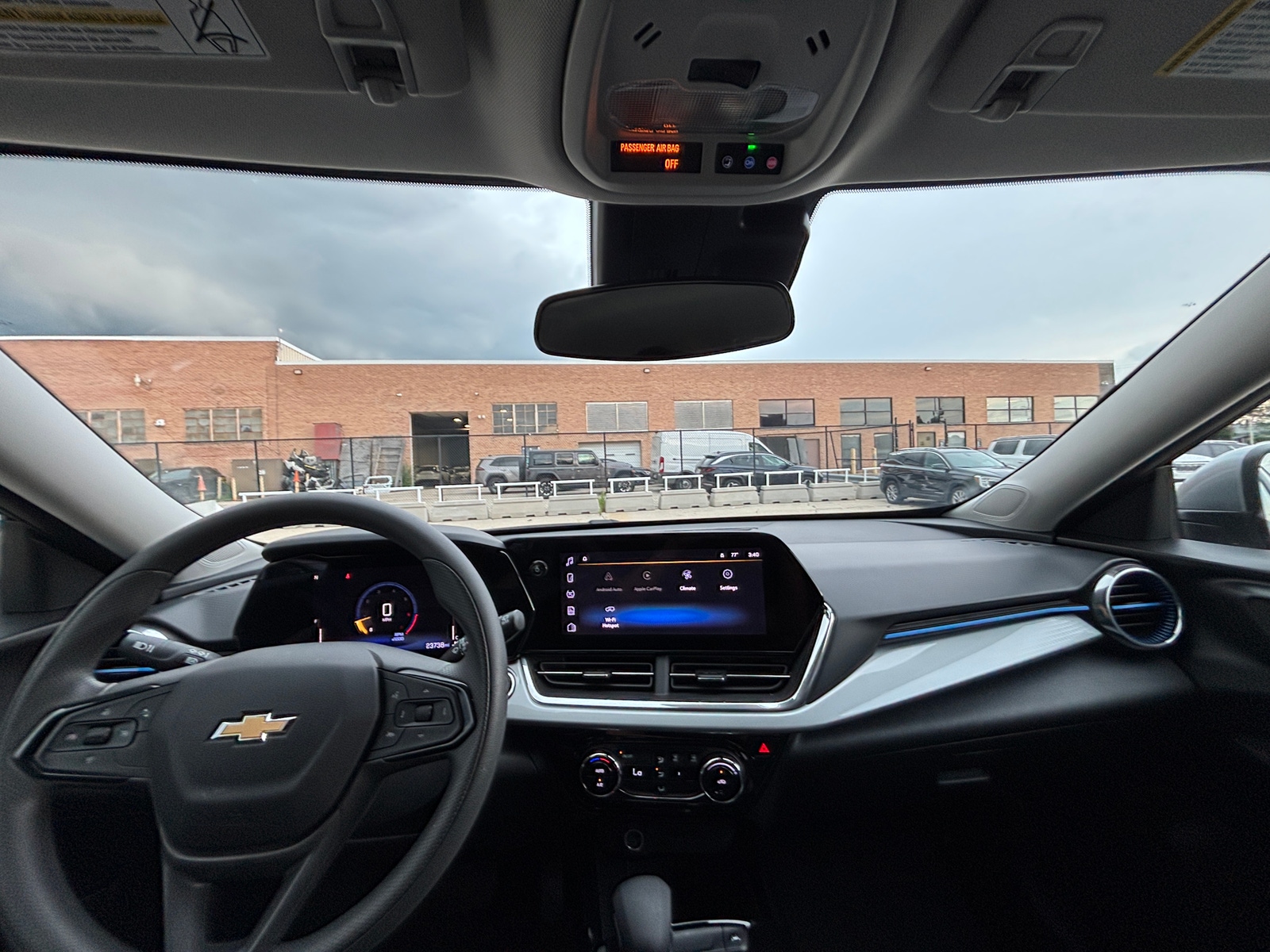 Thumbnail: 2025 Chevrolet Trax - 3