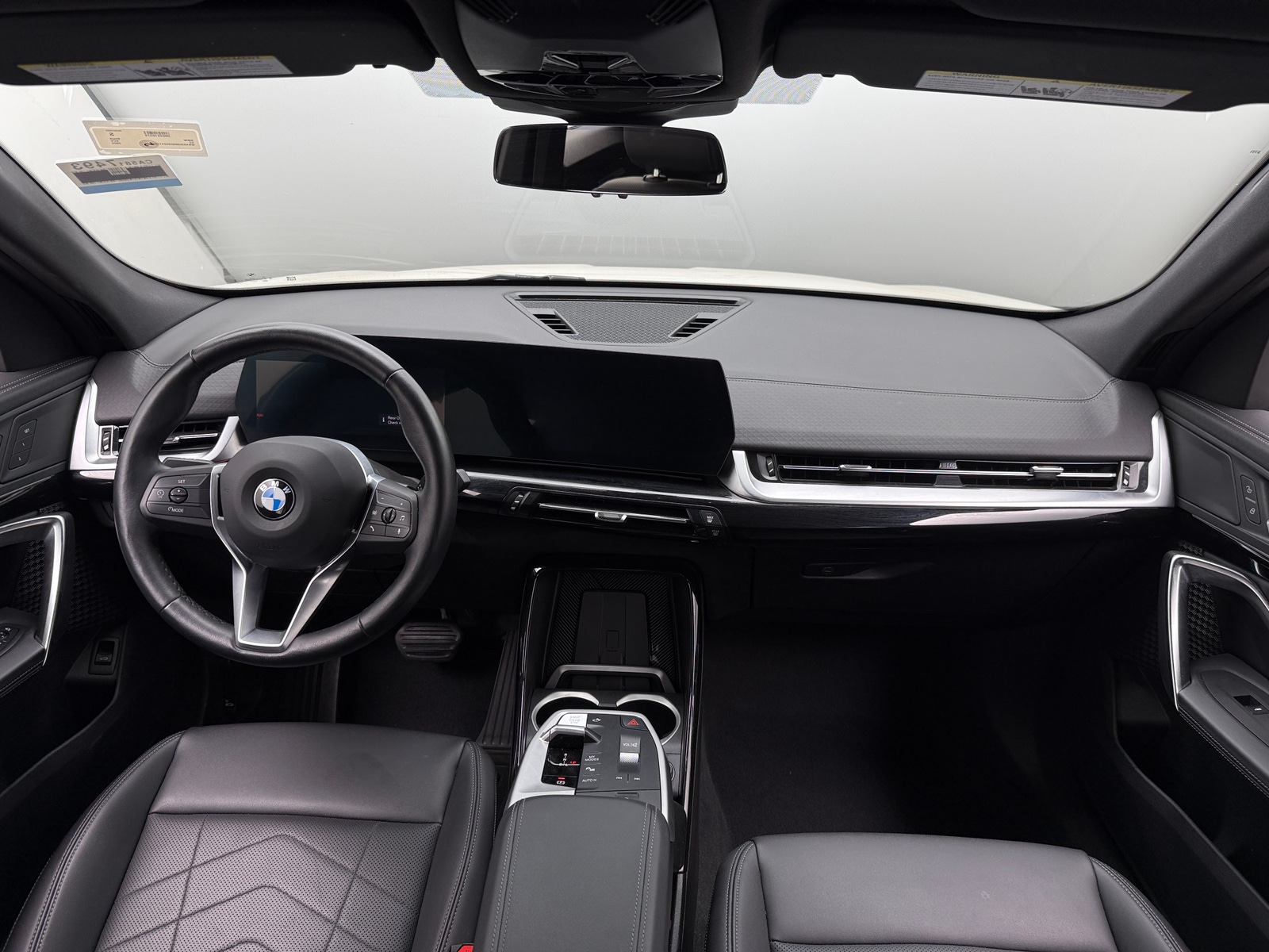 Thumbnail: 2025 BMW X2 - 2