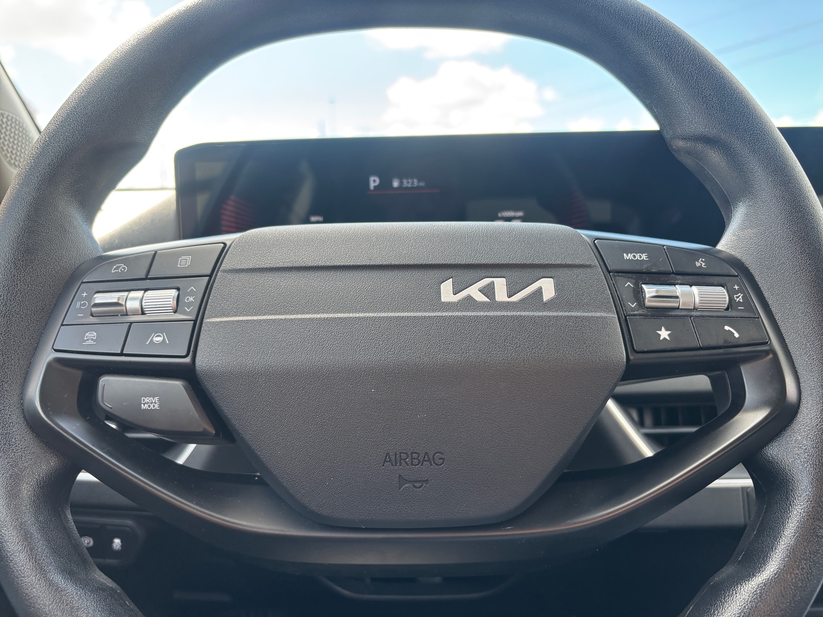 Thumbnail: 2025 Kia K4 - 5