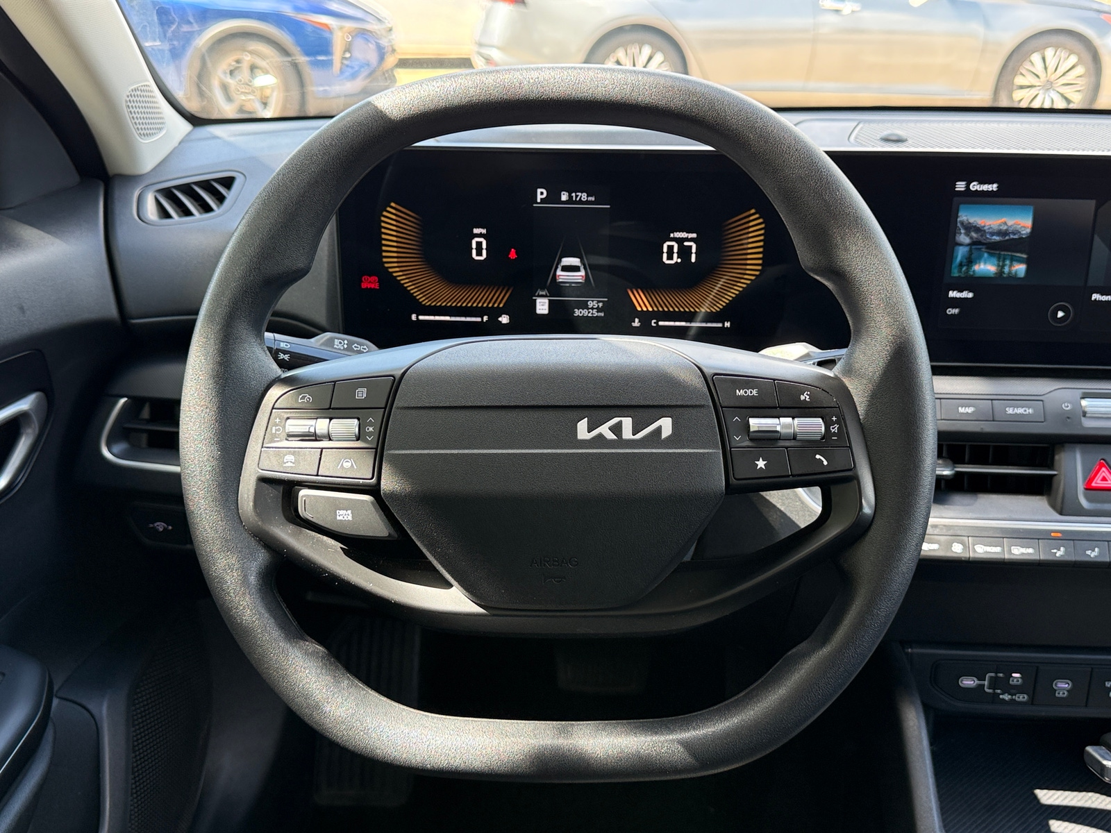 Thumbnail: 2025 Kia K4 - 5