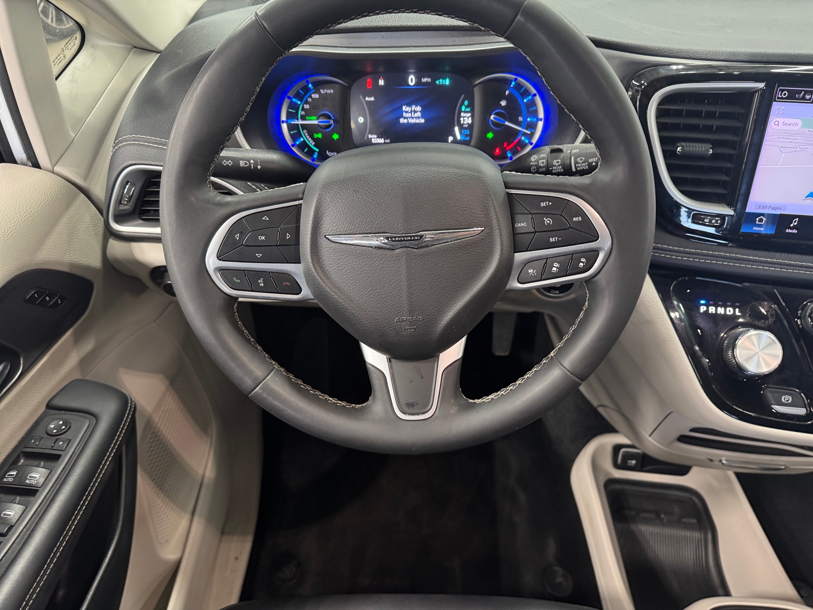 Thumbnail: 2024 Chrysler Pacifica - 4