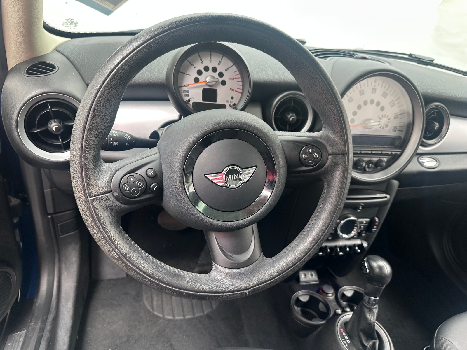 Thumbnail: 2013 MINI Cooper Hardtop - 3