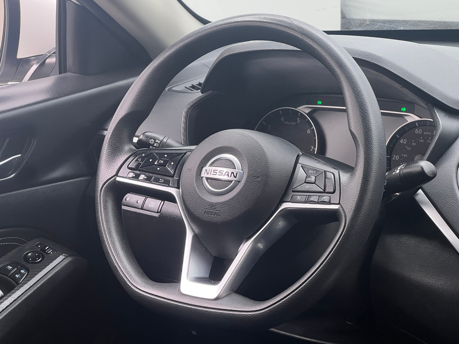 Thumbnail: 2020 Nissan Altima - 5