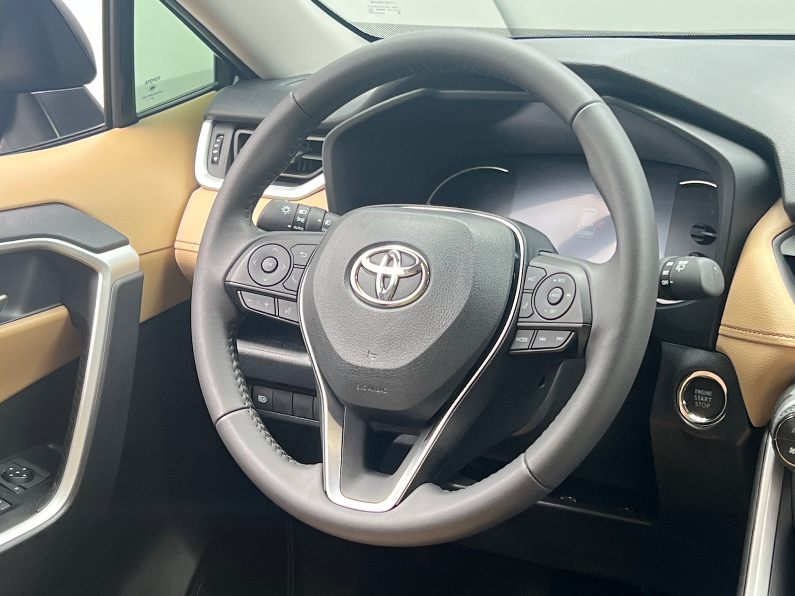 Thumbnail: 2025 Toyota RAV4 - 5