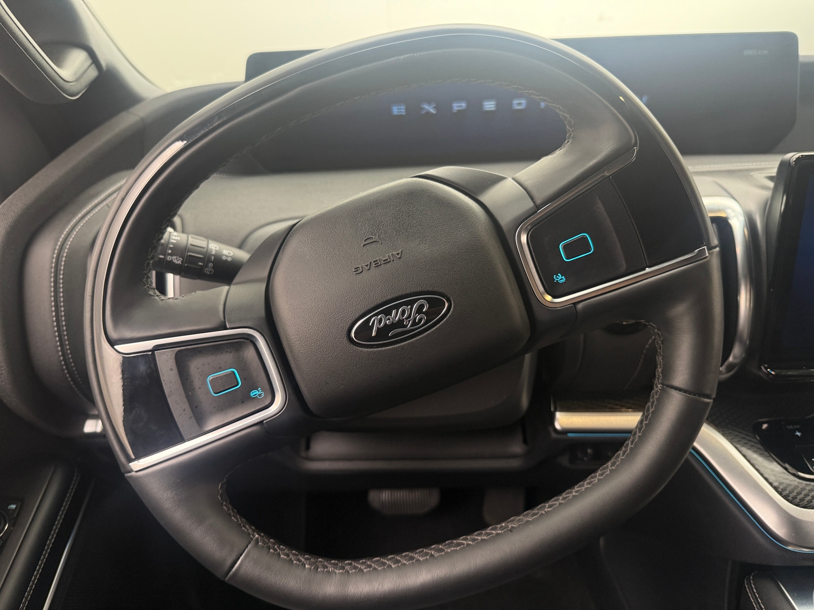 Thumbnail: 2025 Ford Expedition - 4