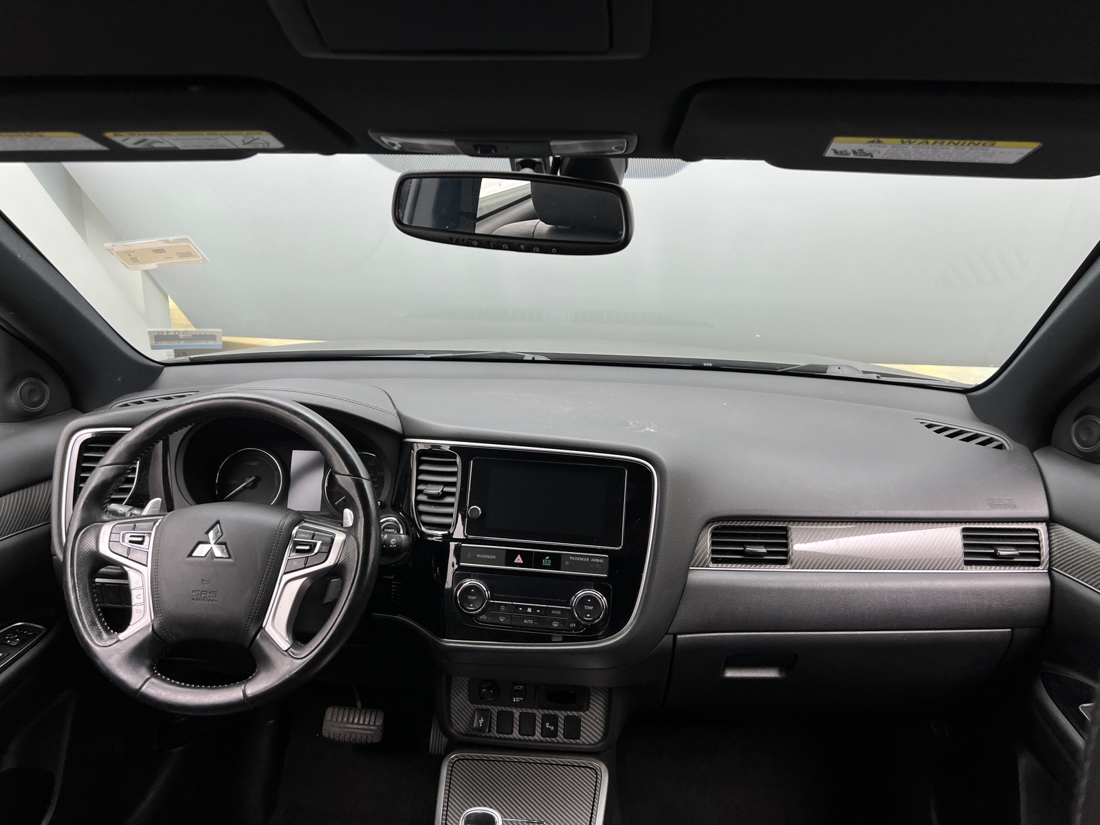 Thumbnail: 2019 Mitsubishi Outlander - 2