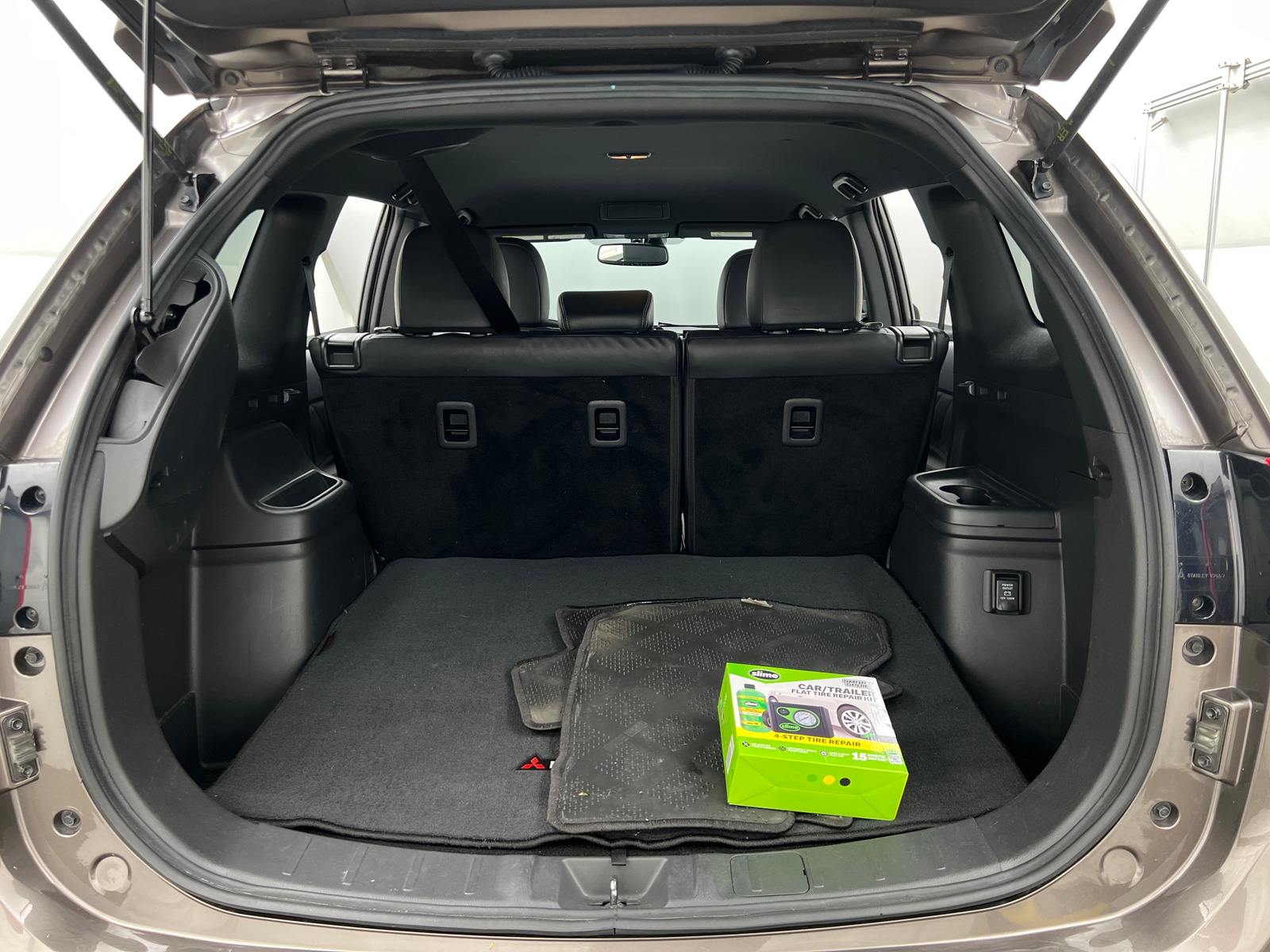 Thumbnail: 2019 Mitsubishi Outlander - 6