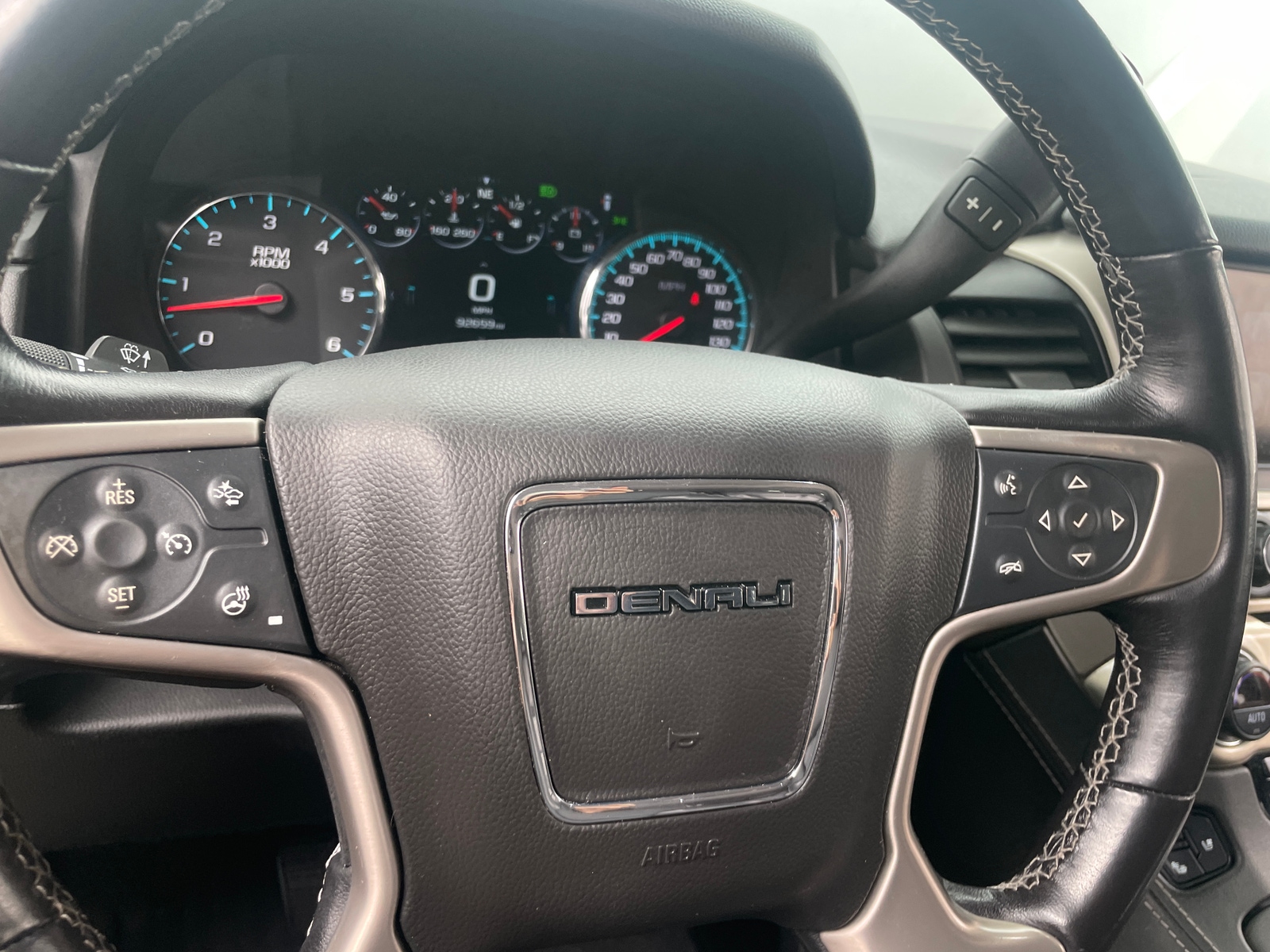 Thumbnail: 2020 GMC Yukon - 4