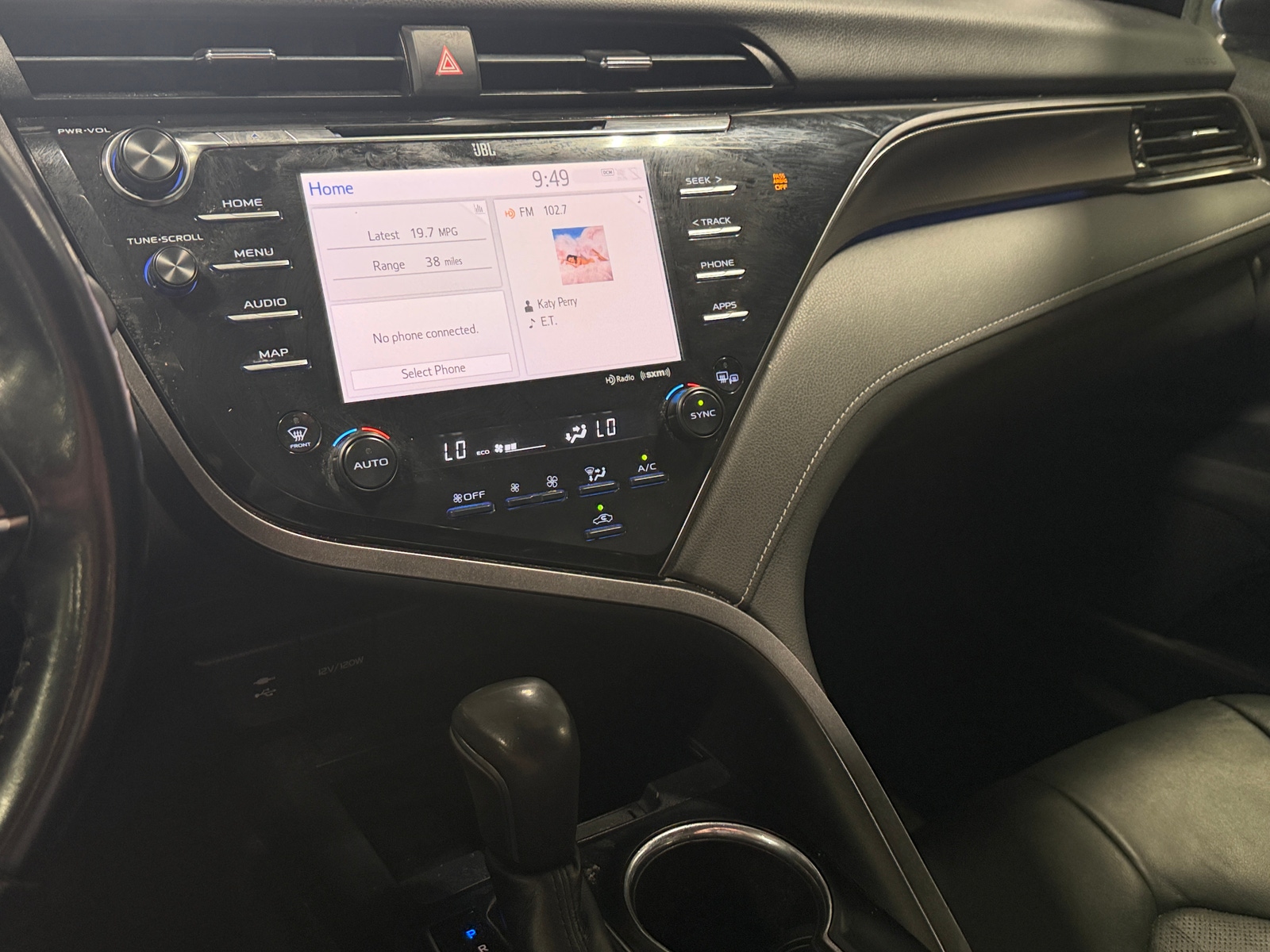 Thumbnail: 2019 Toyota Camry - 3