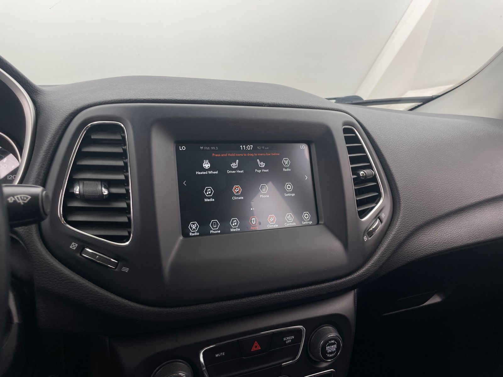 Thumbnail: 2020 Jeep Compass - 4