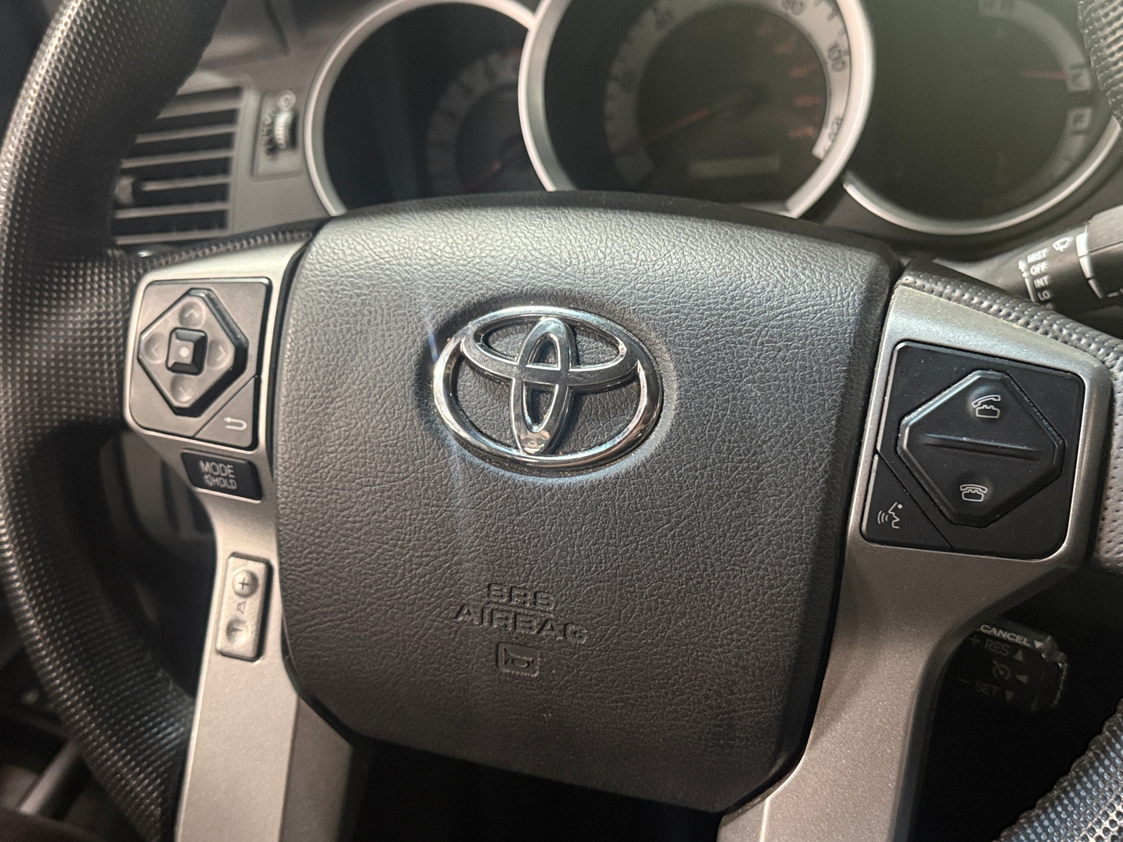 Thumbnail: 2014 Toyota Tacoma - 5