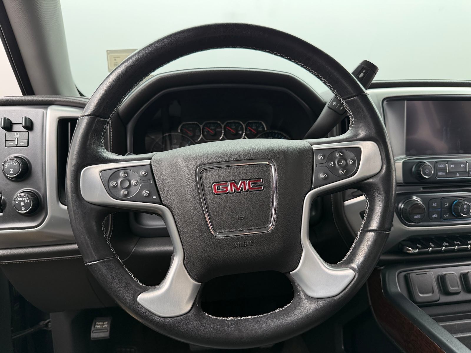 Thumbnail: 2018 GMC Sierra 1500 - 4