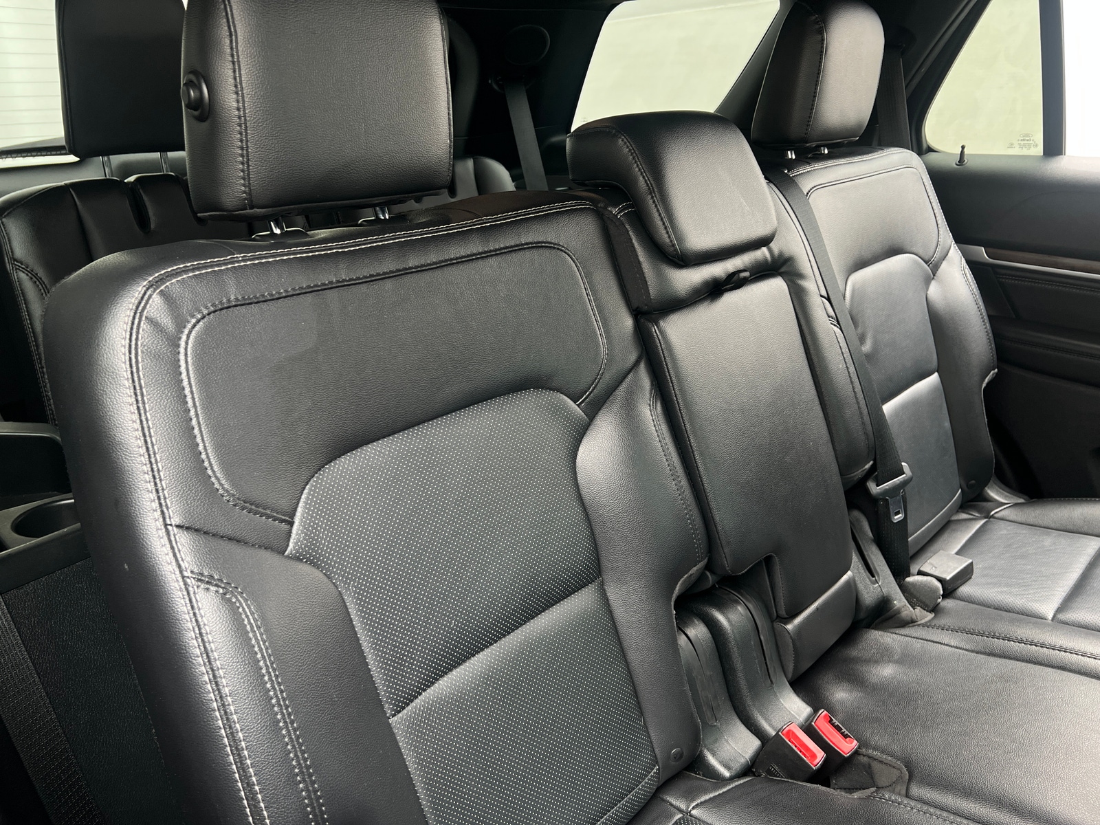 Thumbnail: 2019 Ford Explorer - 5