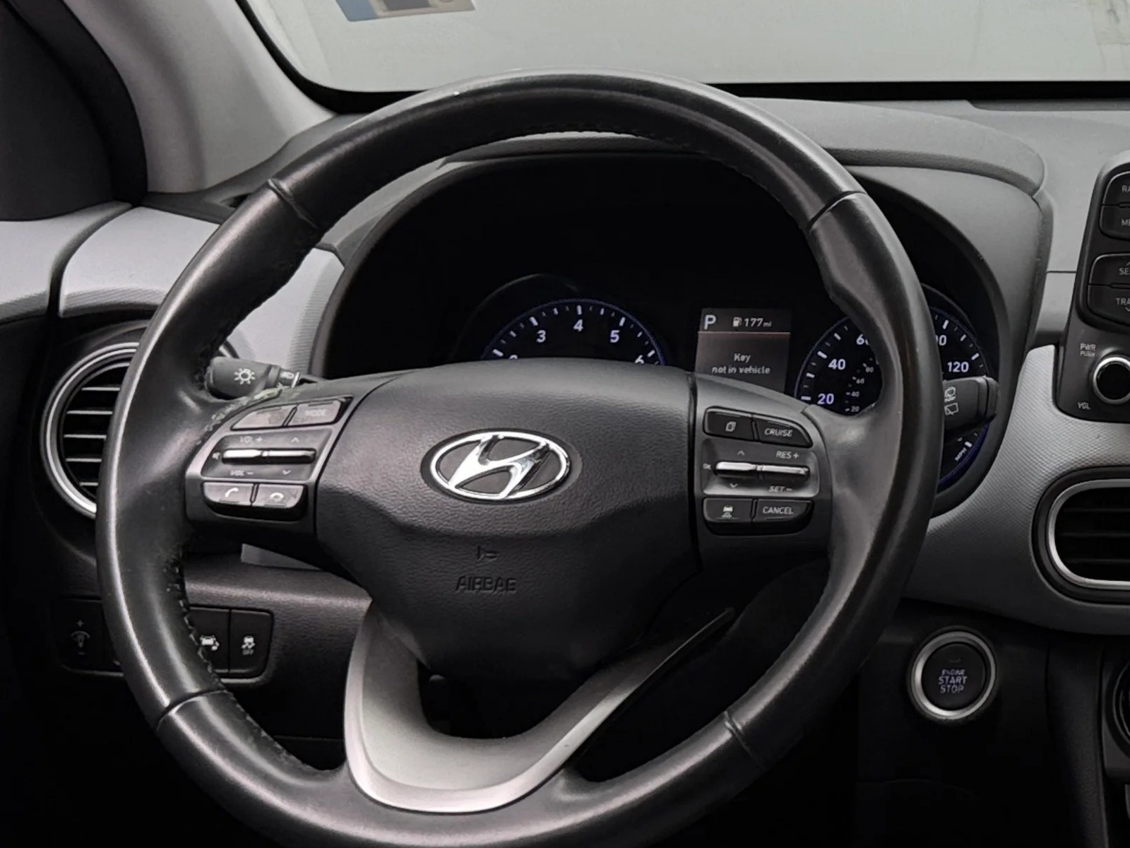 Thumbnail: 2020 Hyundai Kona - 4