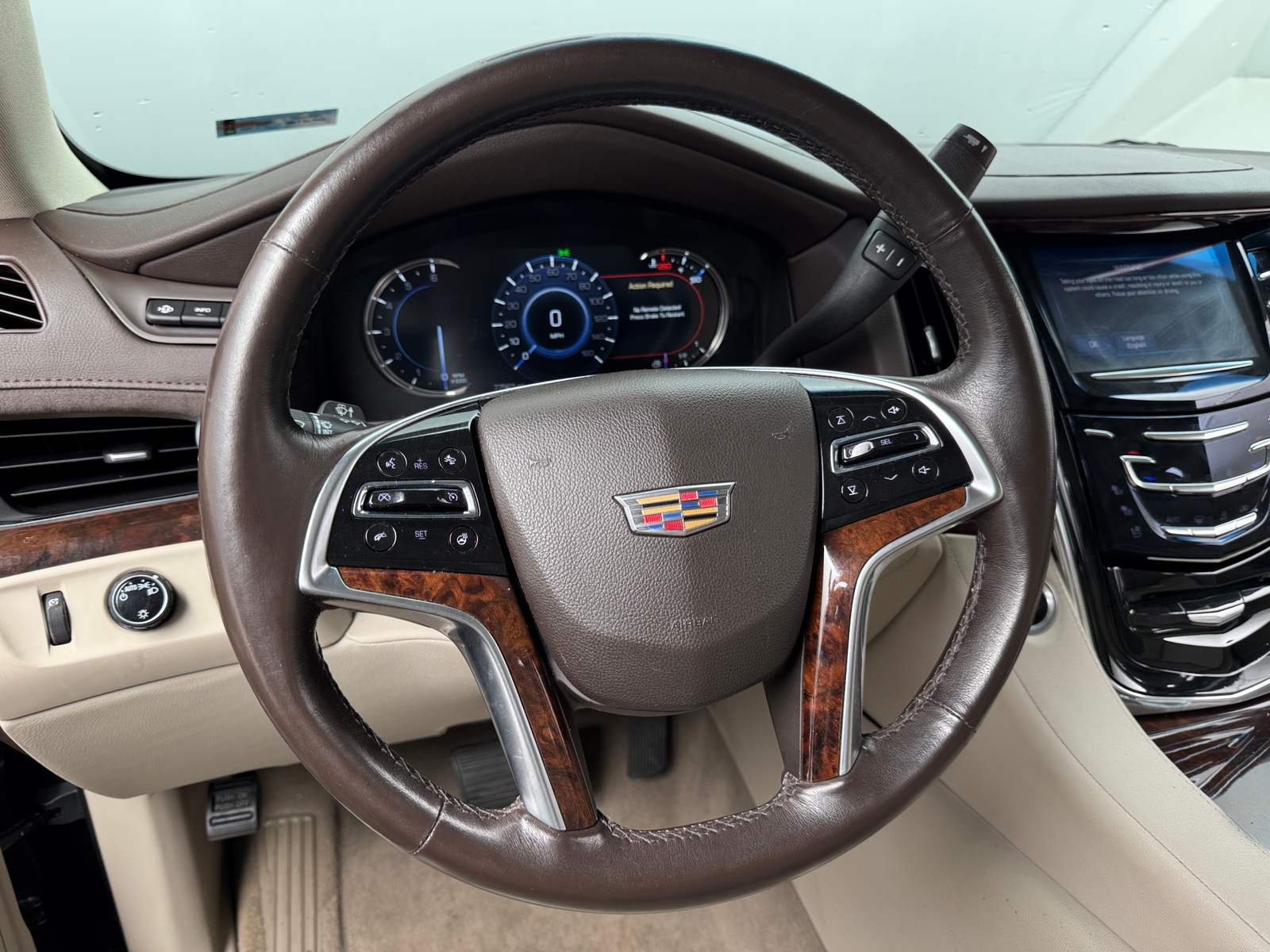 Thumbnail: 2016 Cadillac Escalade - 4