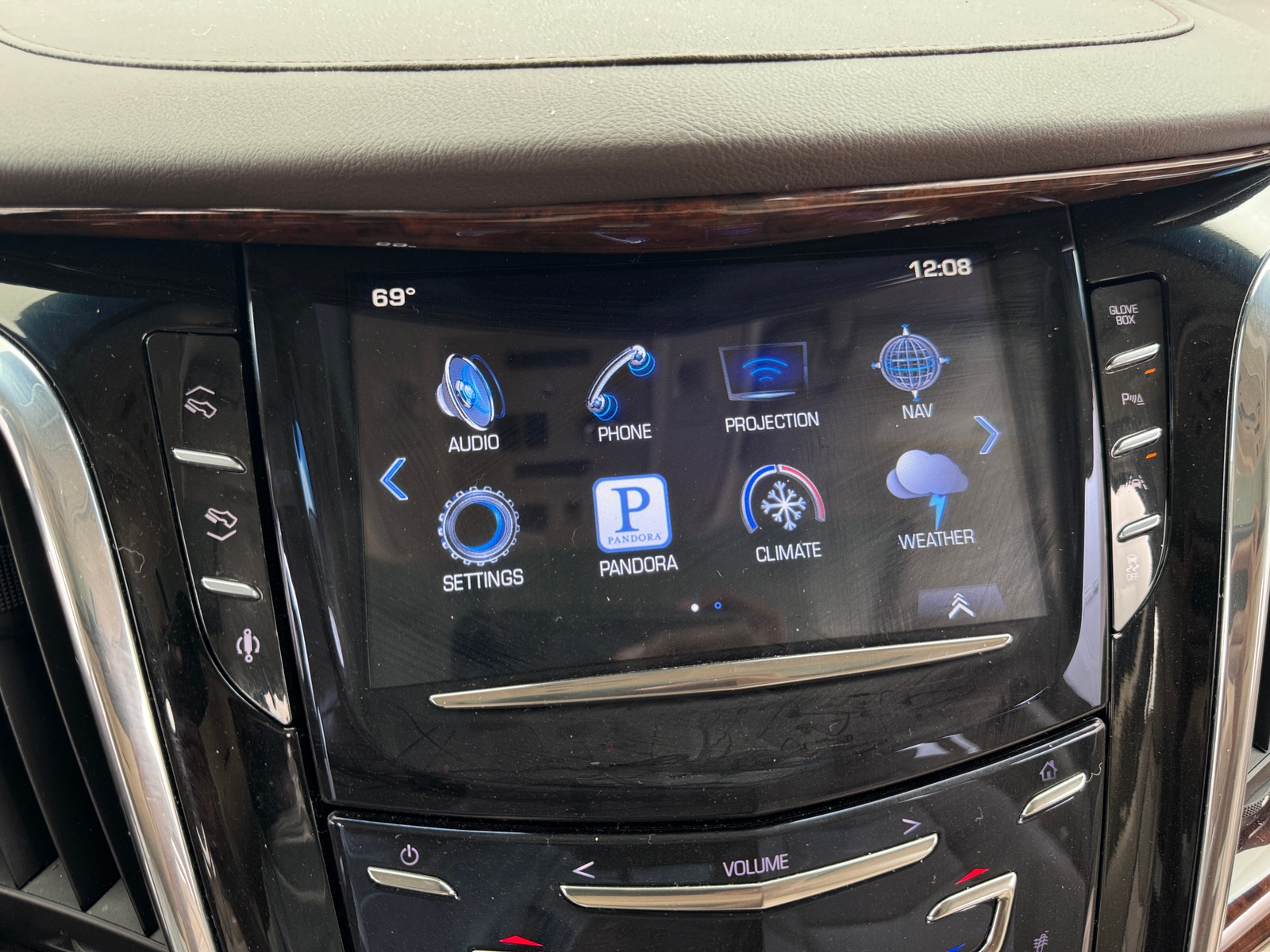 Thumbnail: 2016 Cadillac Escalade - 3