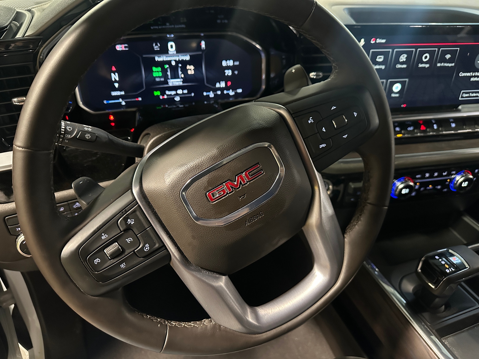 Thumbnail: 2026 GMC Sierra 1500 - 4