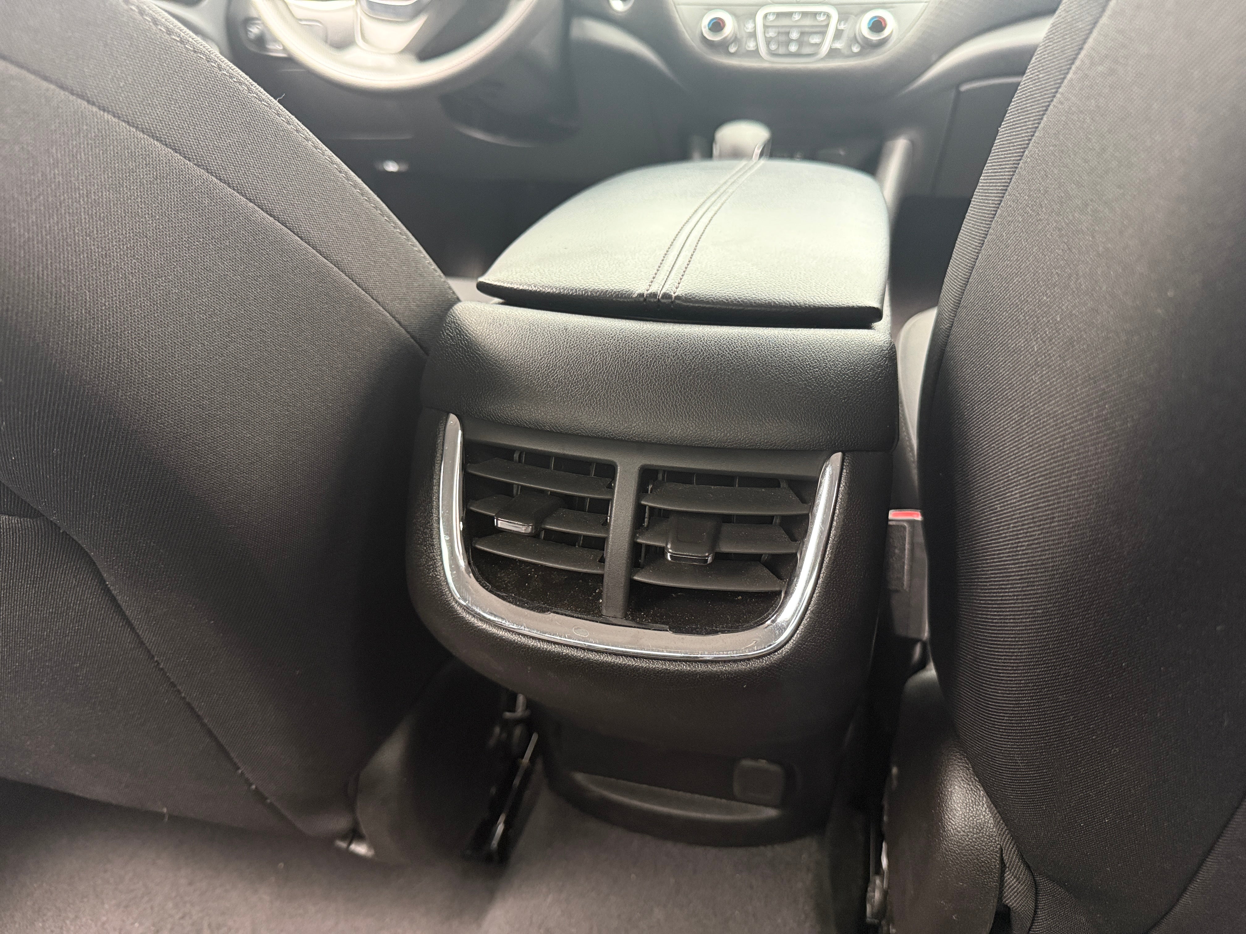 2025 Chevrolet Malibu 1LT - Photo 7
